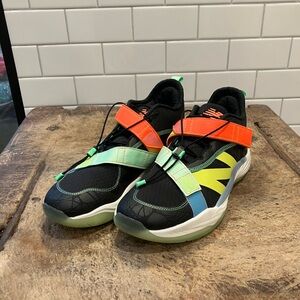 New Balance FuelCell Lindor 2 Pre-Game unisex M11.5 W13